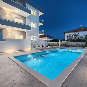3* Hotel Trogirski Dvori