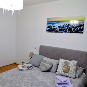 Stana Apartamento
